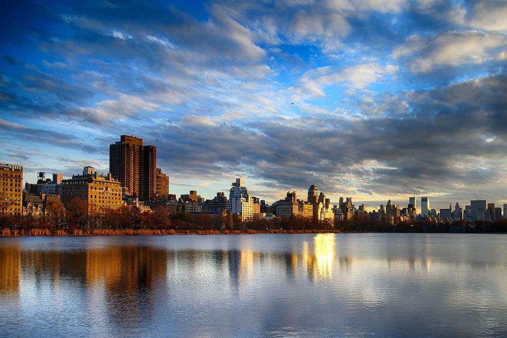 Jacqueline Kennedy Onassis Reservoir in Central Park | New York City Photography | Landscape Poster - Photography Poster