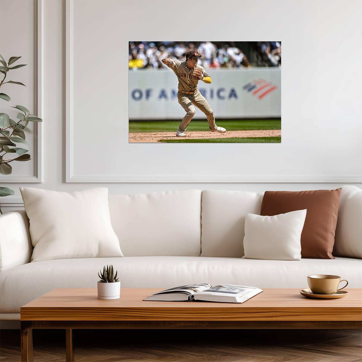 Kim Ha-seong San Diego Padres | Fielding Action Photo | Baseball Infielder Poster - Sports Poster