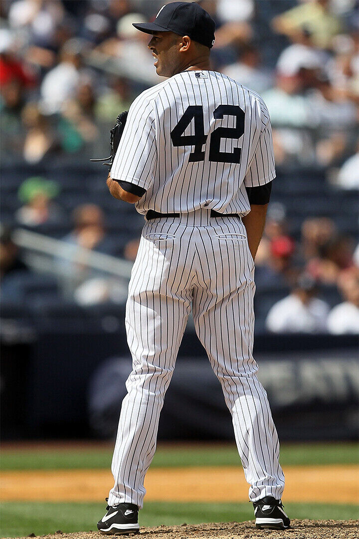 Mariano Rivera New York Yankees | Number 42 Jersey | Baseball Legend Poster - Sports Poster