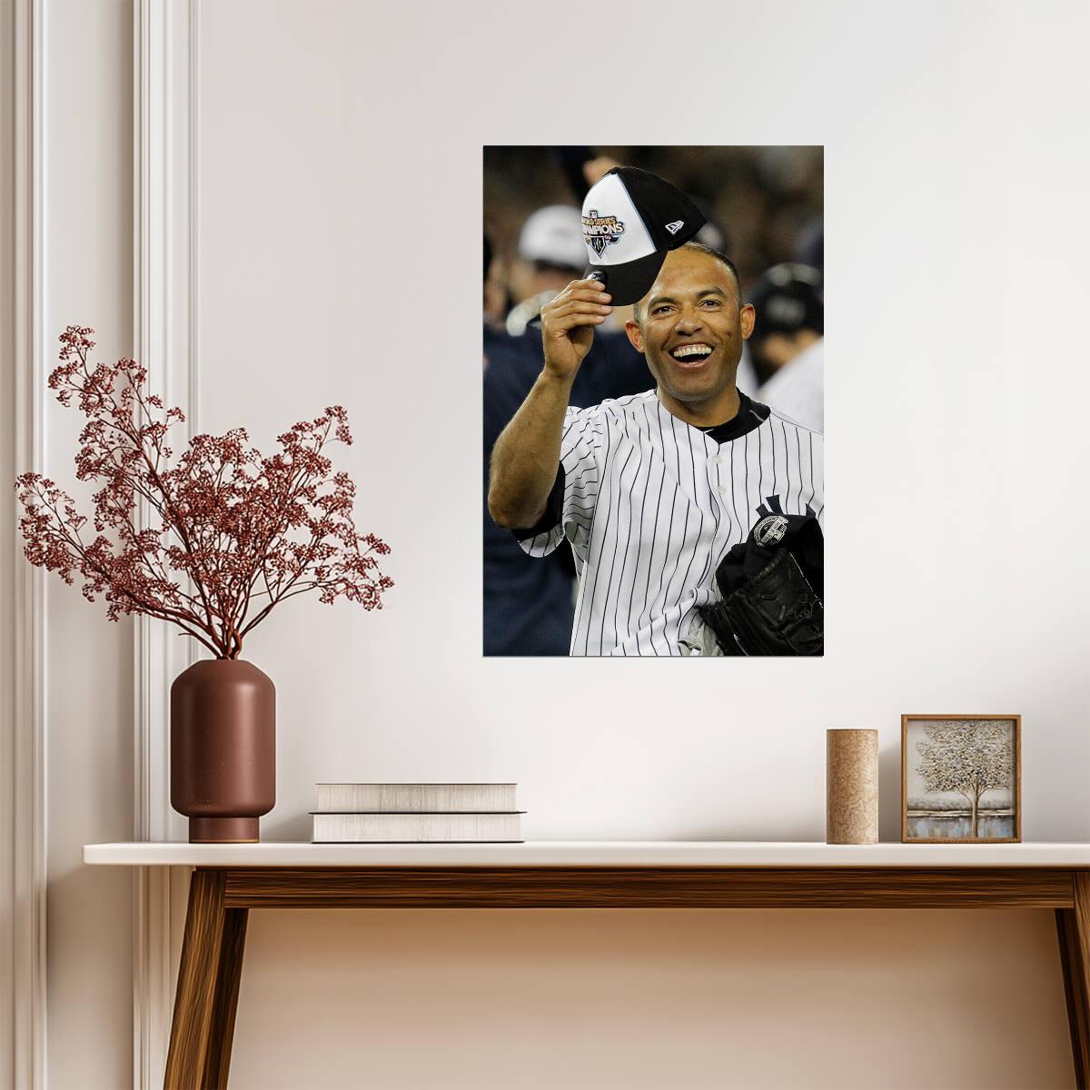 Mariano Rivera New York Yankees | Tipping The Cap | Baseball Legend Poster - Sports Poster