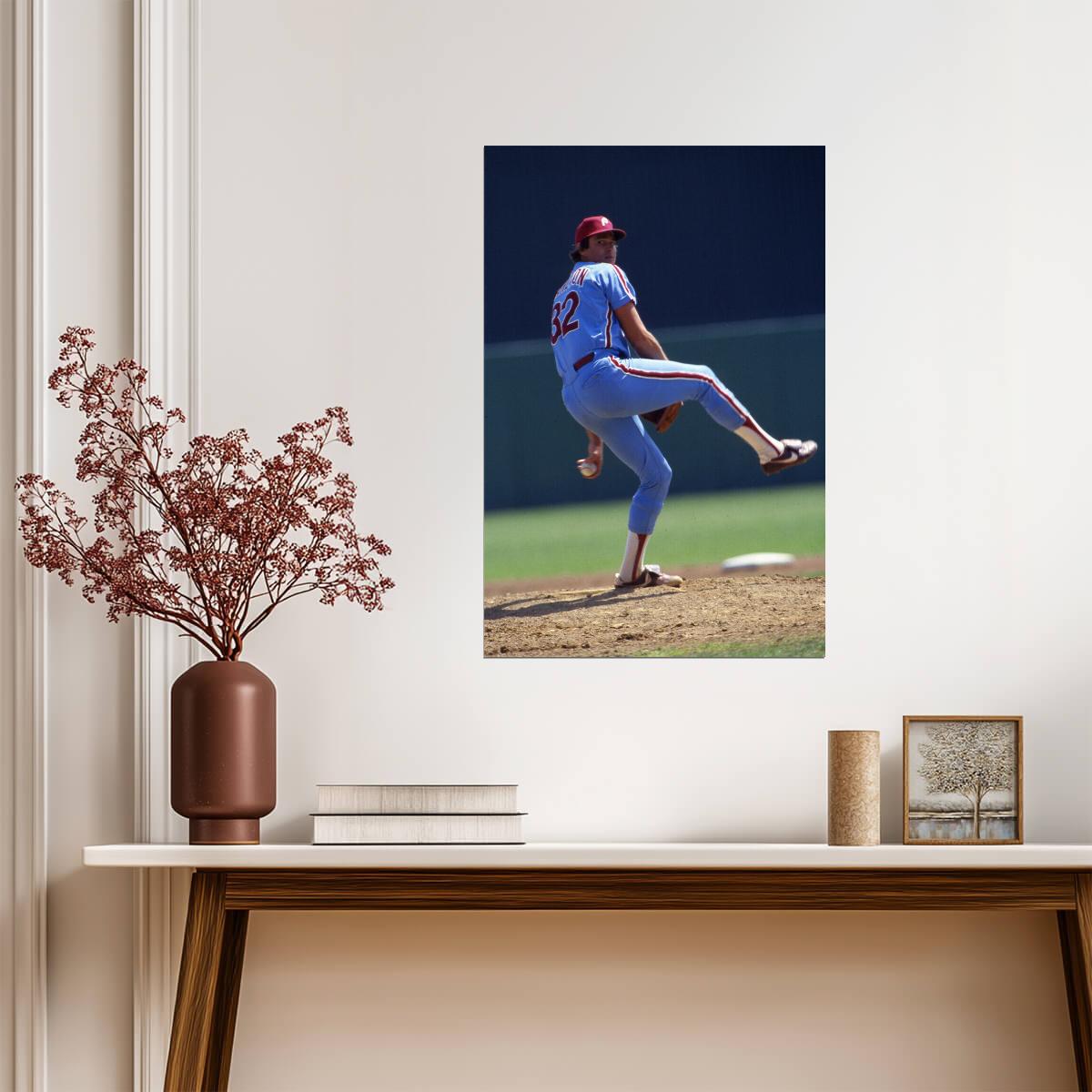 Steve Carlton Philadelphia Phillies | Vintage Pitching Photo | Baseball Legend Poster - Sports Poster