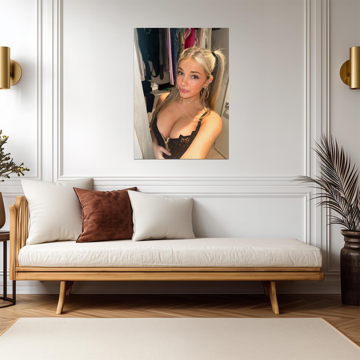 Breckie Hill | Social Media Star | Sexy Influencer Poster - Celebrities Poster