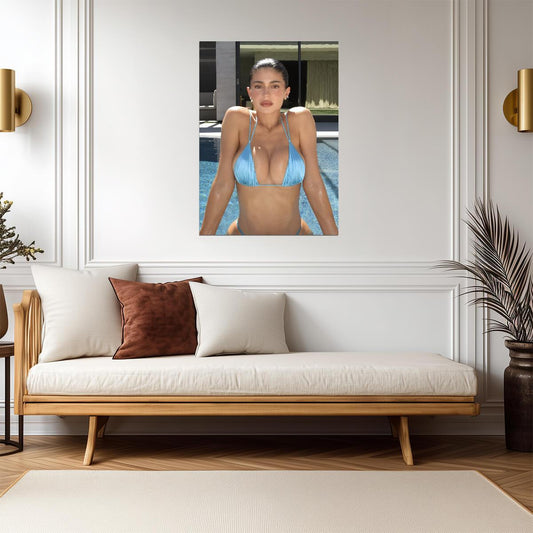 Kylie Jenner Poster | Sexy Fashion Model Print - Celebrities Poster