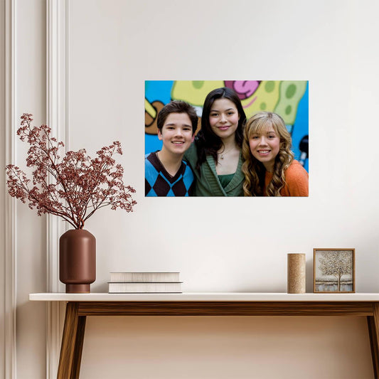 iCarly | Classic Show Art | TV Fan Poster - Movies & TV Poster