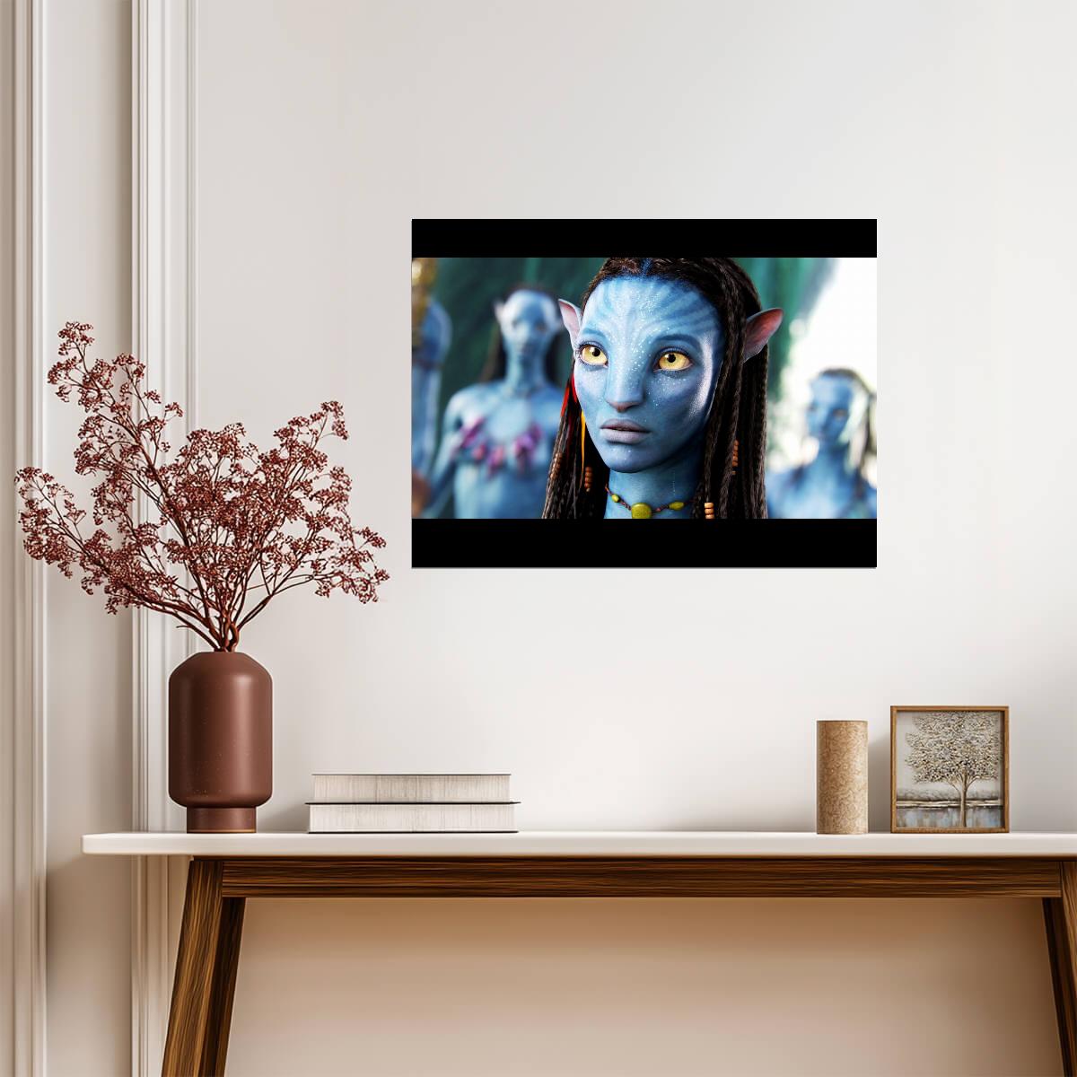 Avatar 2009 Movie Poster | Neytiri before the Na'vi Clan - Movies & TV Poster