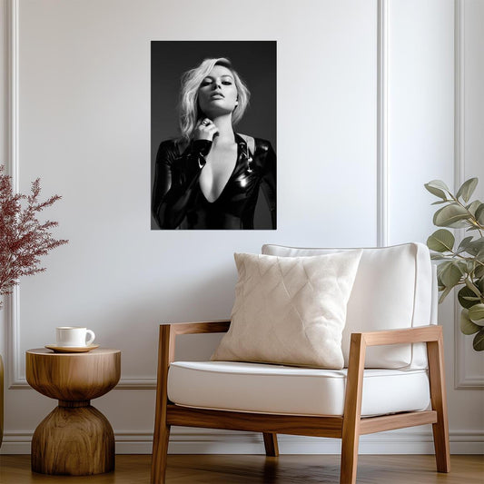 Margot Robbie in Leather Jacket Poster | Sexy Actress Wall Art Print - Celebrities Poster