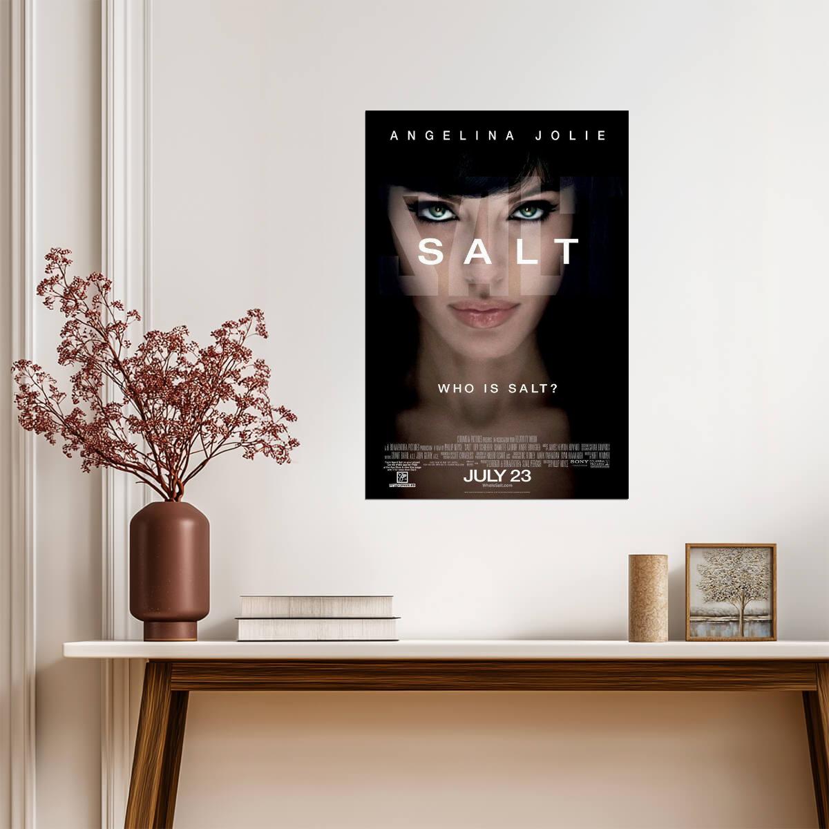 Salt Angelina Jolie as Evelyn Salt | Spy Thriller Movie Poster | Action Film Wall Art - Movies & TV Poster