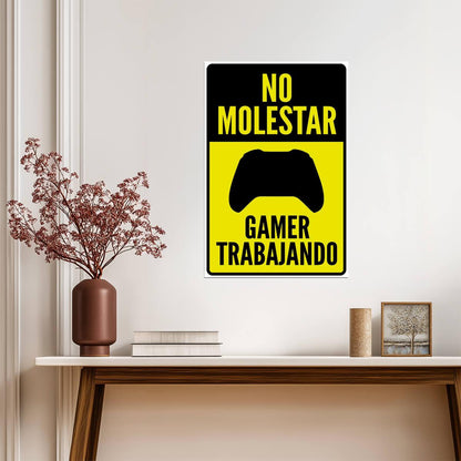 "No Molestar Gamer Trabajando" | Funny Gaming Sign (Spanish) | Game Room Poster - Type & Quotes Poster