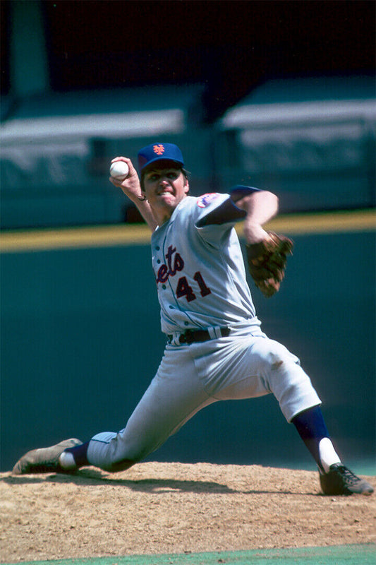 Tom Seaver New York Mets | Vintage Pitching Motion | Baseball Legend Poster - Sports Poster