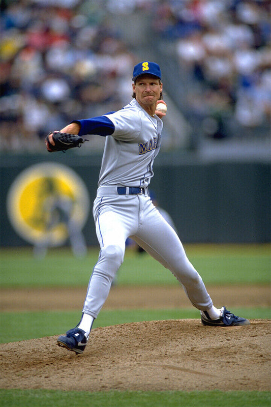 Randy Johnson Seattle Mariners | Vintage Pitching Motion | Baseball Legend Poster - Sports Poster