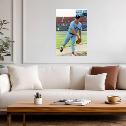 Tom Seaver Boston Red Sox | Vintage Pitching Photo | Baseball Legend Poster - Sports Poster