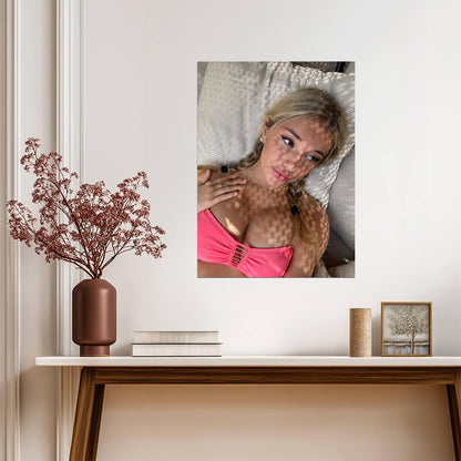 Breckie Hill | Internet Personality | Sexy Model Poster - Celebrities Poster