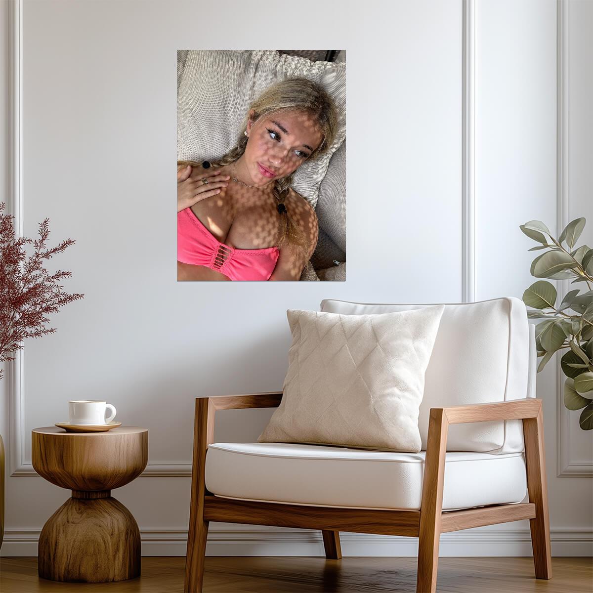 Breckie Hill | Internet Personality | Sexy Model Poster - Celebrities Poster
