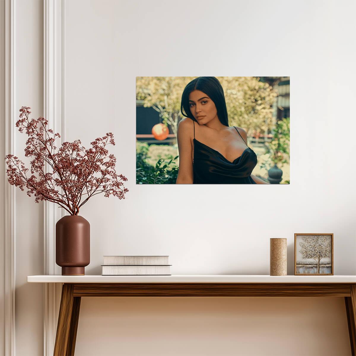Kylie Jenner Wall Art | Sexy Model Poster - Celebrities Poster