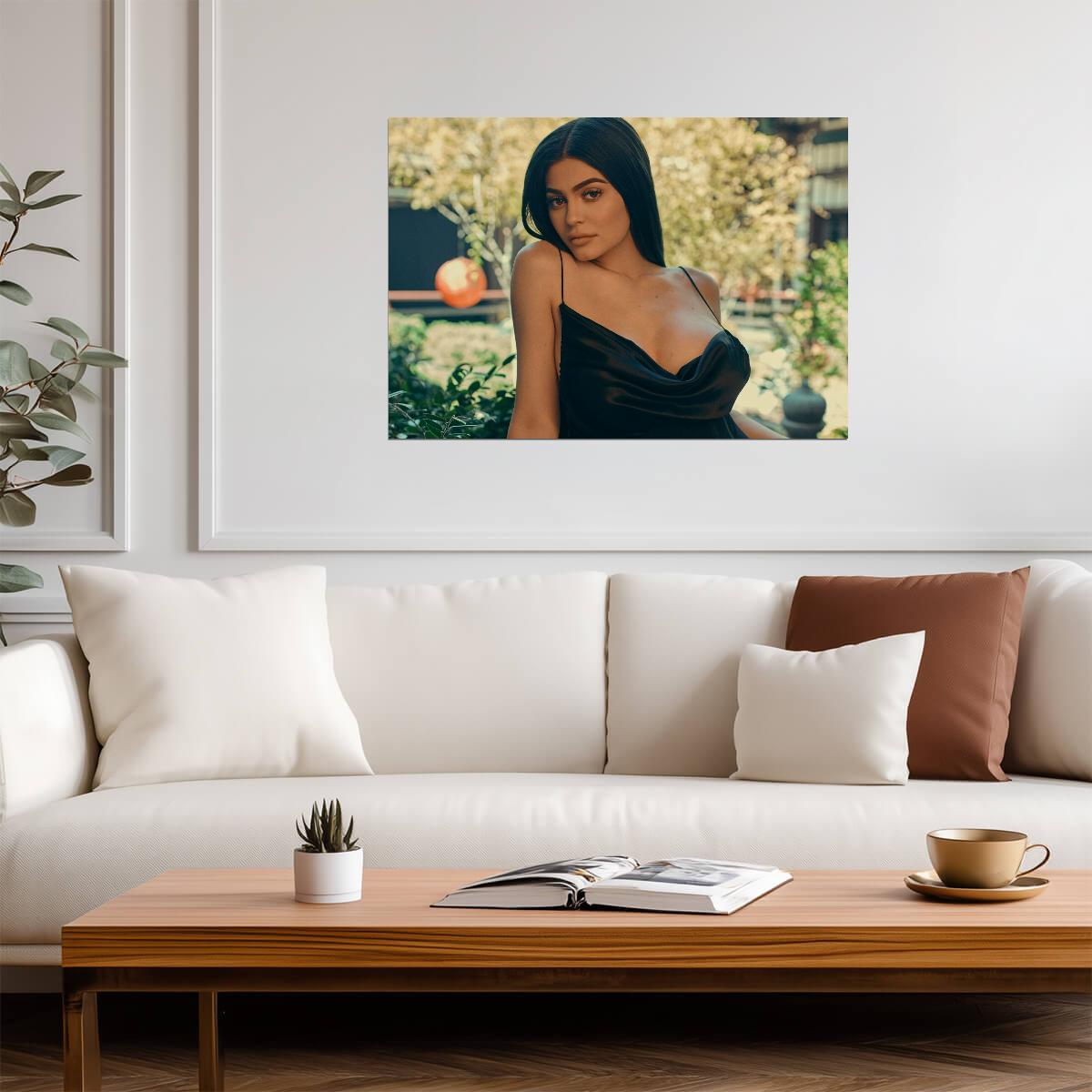 Kylie Jenner Wall Art | Sexy Model Poster - Celebrities Poster