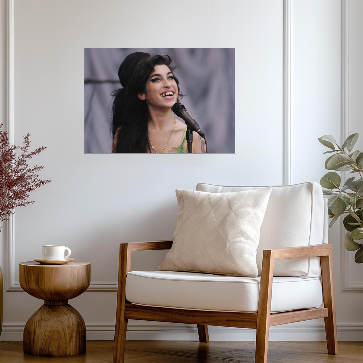 Amy Winehouse Singing Live | Concert Poster | Vintage Music Legend Art - Music Poster