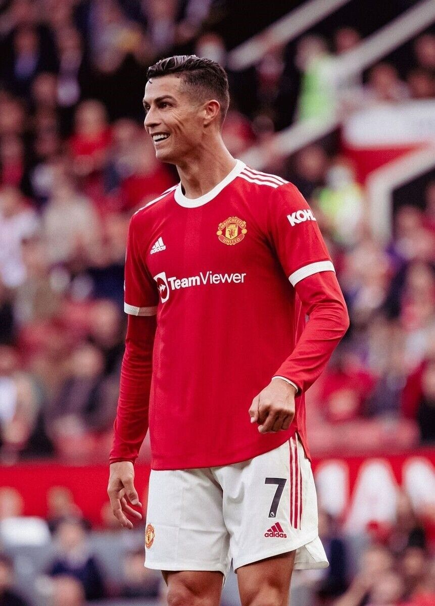 Cristiano Ronaldo Manchester United | CR7 Forward Poster | Soccer Legend Art - Sports Poster