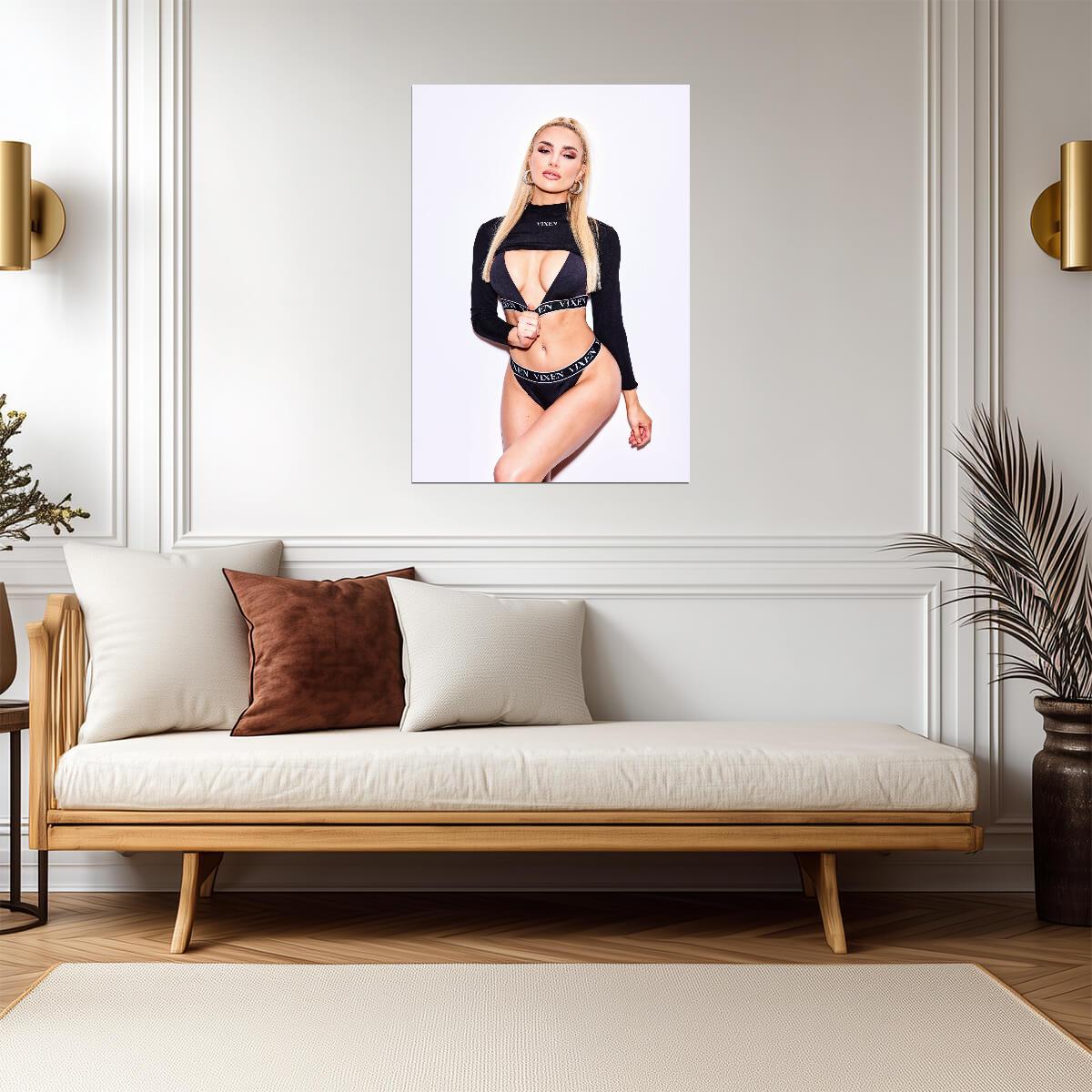 Kenzie Anne Poster | Sexy Glamour Model Print - Celebrities Poster
