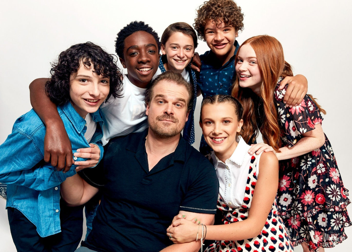 Stranger Things Full Cast Photoshoot | Sci-Fi TV Show Poster | Group Portrait Art - Movies & TV Poster
