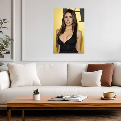 Madison Beer Red Carpet Portrait | Modern Music Poster | Glamorous Celebrity Wall Art - Music Poster