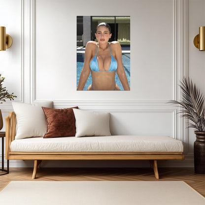 Kylie Jenner Poster | Sexy Fashion Model Print - Celebrities Poster