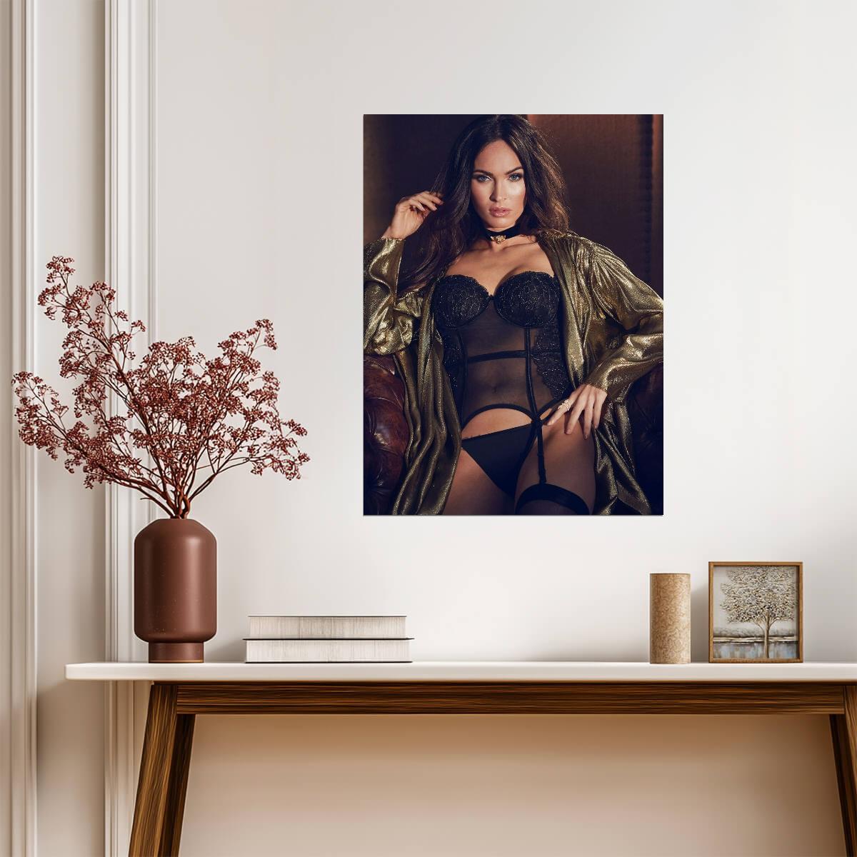 Megan Fox Photoshoot Portrait | Celebrity Wall Art | Modern Sexy Poster - Celebrities Poster