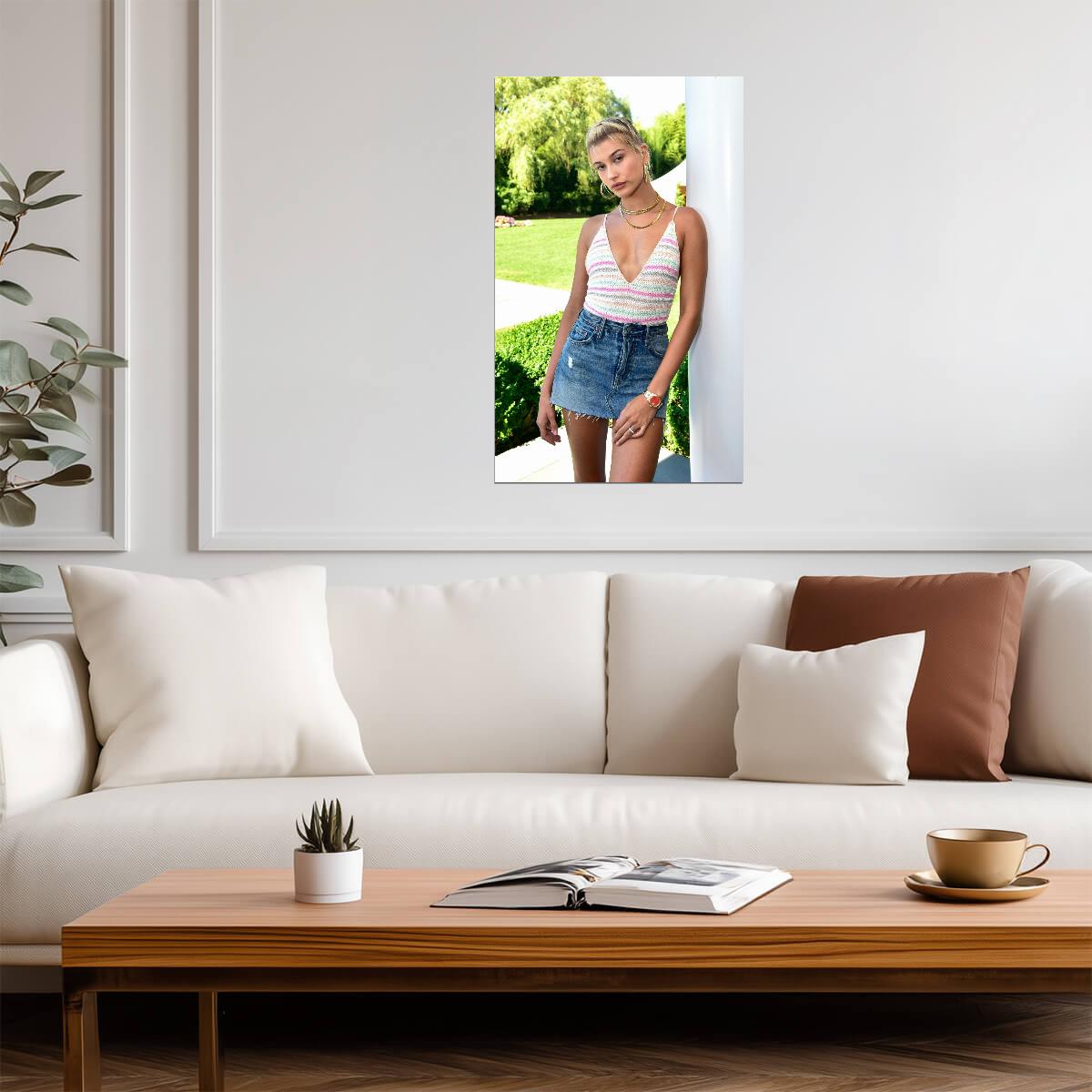 Hailey Bieber | Model Portrait | Star Poster - Celebrities Poster