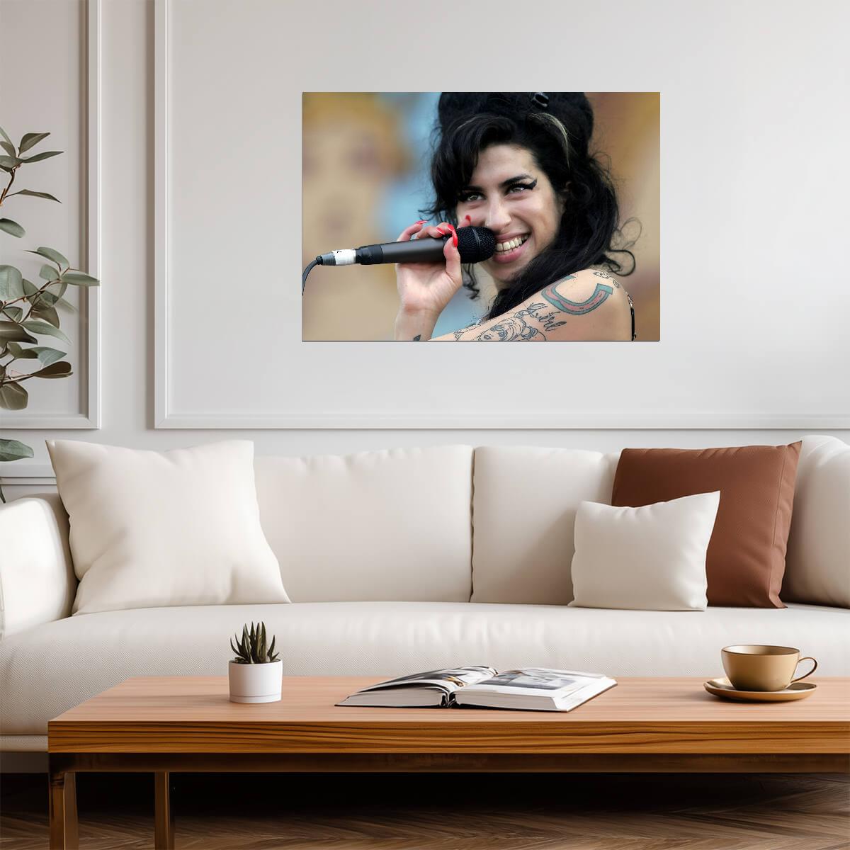 Amy Winehouse Singing Live Close Up | Concert Poster | Vintage Music Legend Art - Music Poster