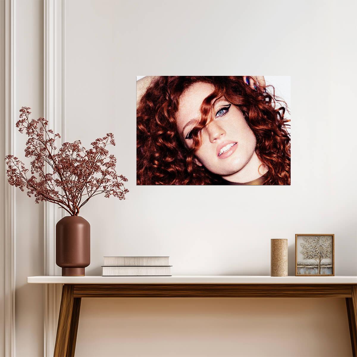Jess Glynne | Vocalist Portrait | Celebrity Poster - Music Poster