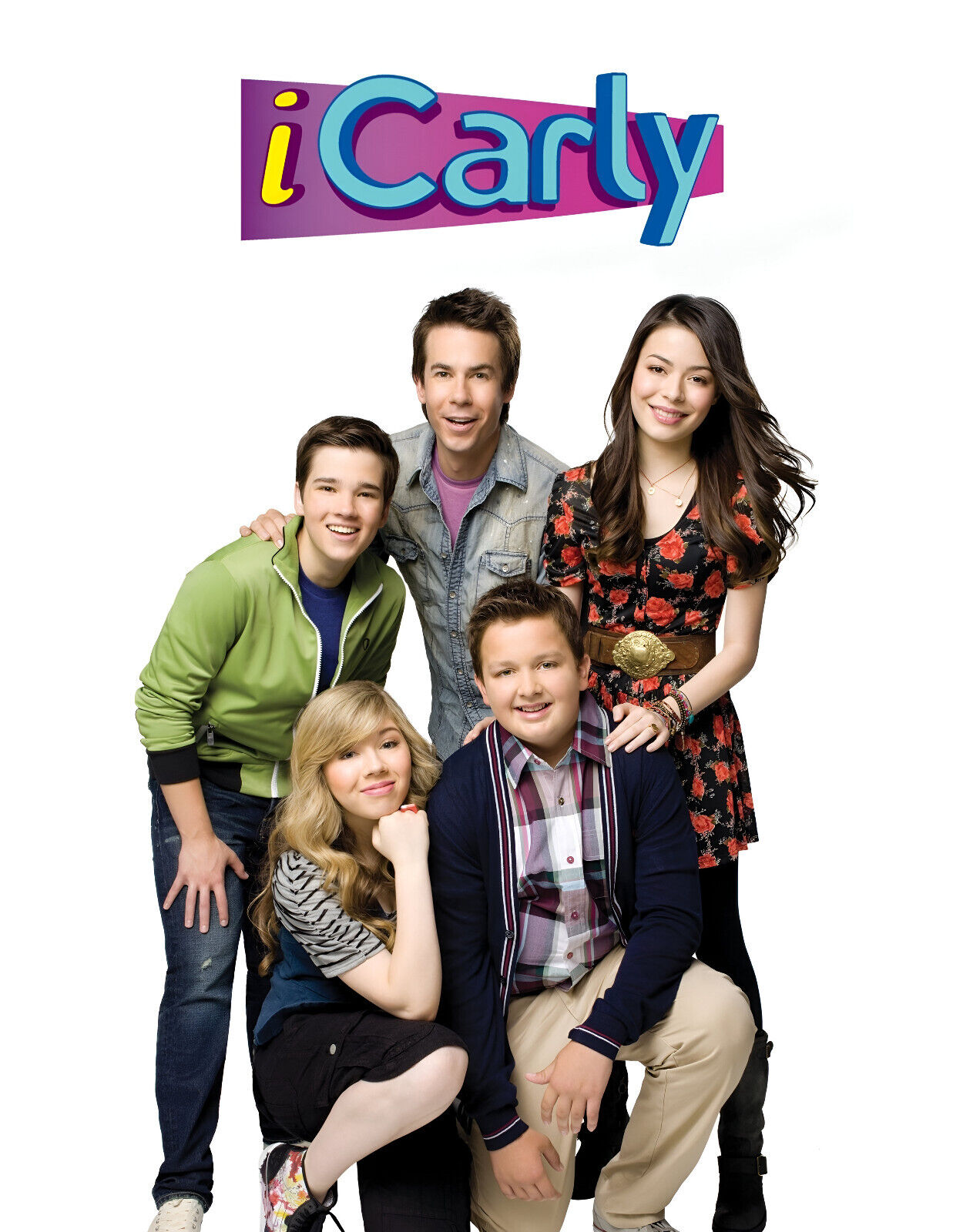 iCarly | Miranda Cosgrove | TV Star Poster - Movies & TV Poster