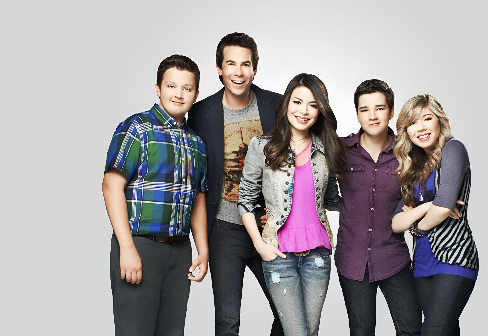 iCarly | Cool Tone Print | Comedy Poster - Movies & TV Poster