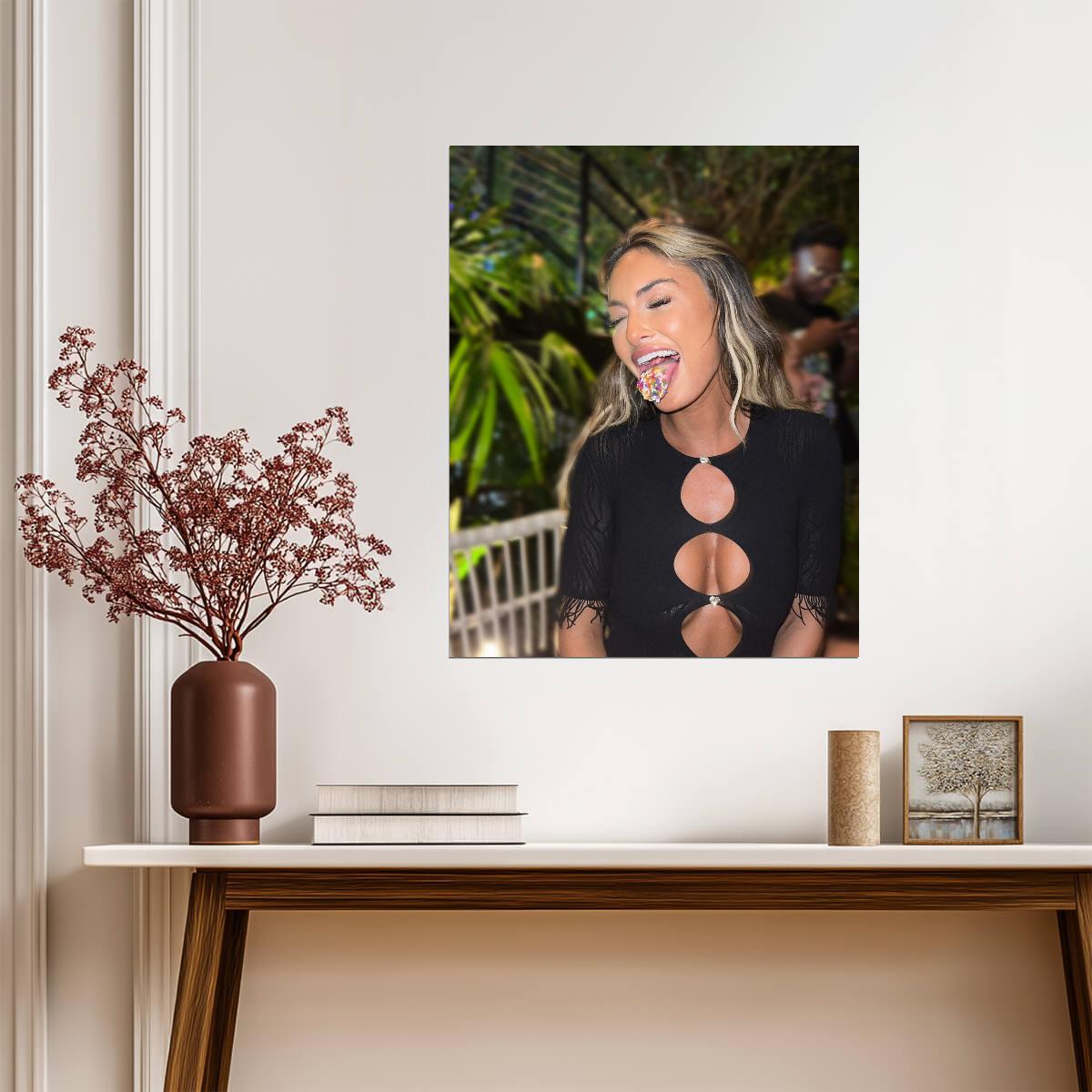 Julia Rose Poster | Sexy Model Art Print - Celebrities Poster