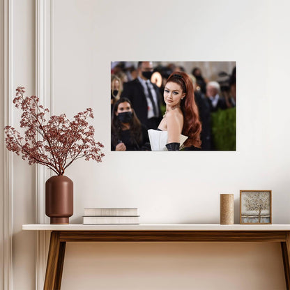 Gigi Hadid | Modern Style Icon | Wall Poster - Celebrities Poster