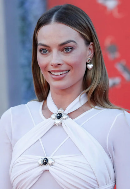 Margot Robbie Wall Art | Actress Poster - Celebrities Poster