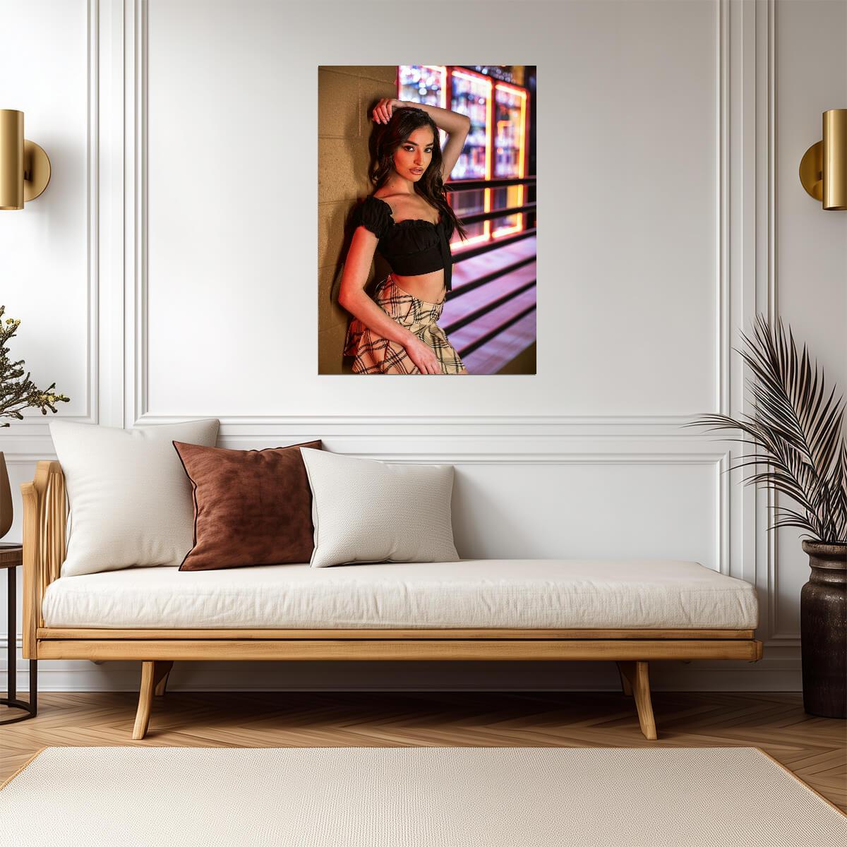 Emily Willis | Model Portrait | Wall Art Poster - Celebrities Poster