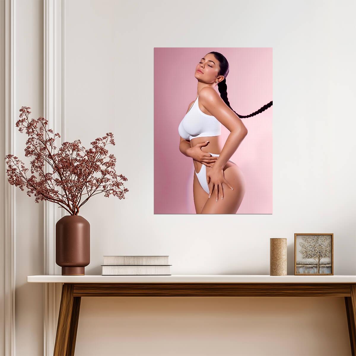 Kylie Jenner Poster | Sexy Glamour Model Print - Celebrities Poster