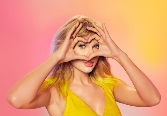 Taylor Swift Heart Hands Gesture | Lover Era Photoshoot Poster | Music Fan Gift - Music Poster