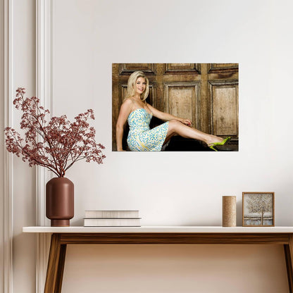 Holly Willoughby | Warm Tone Portrait | Fan Poster - Celebrities Poster