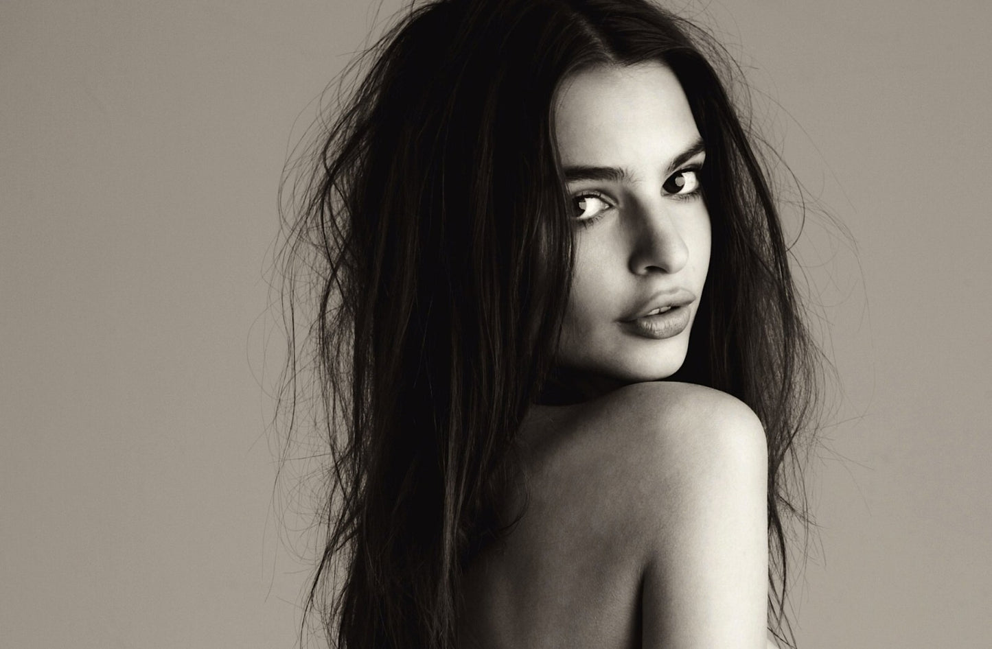 Emily Ratajkowski Black and White Portrait | Famous Model Poster | Sexy Photoshoot Wall Art - Celebrities Poster