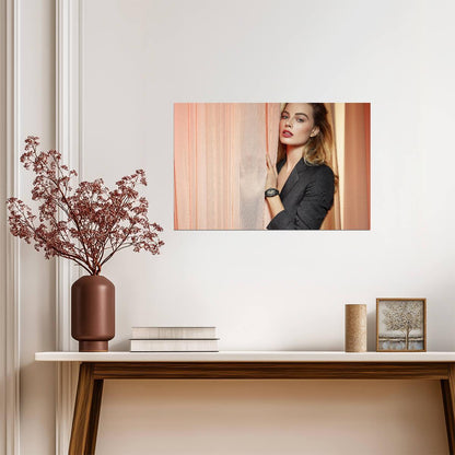 Margot Robbie Poster | Wall Art Print - Celebrities Poster
