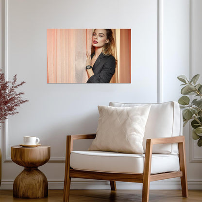 Margot Robbie Poster | Wall Art Print - Celebrities Poster