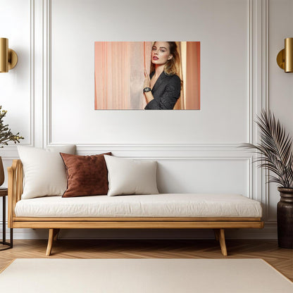 Margot Robbie Poster | Wall Art Print - Celebrities Poster
