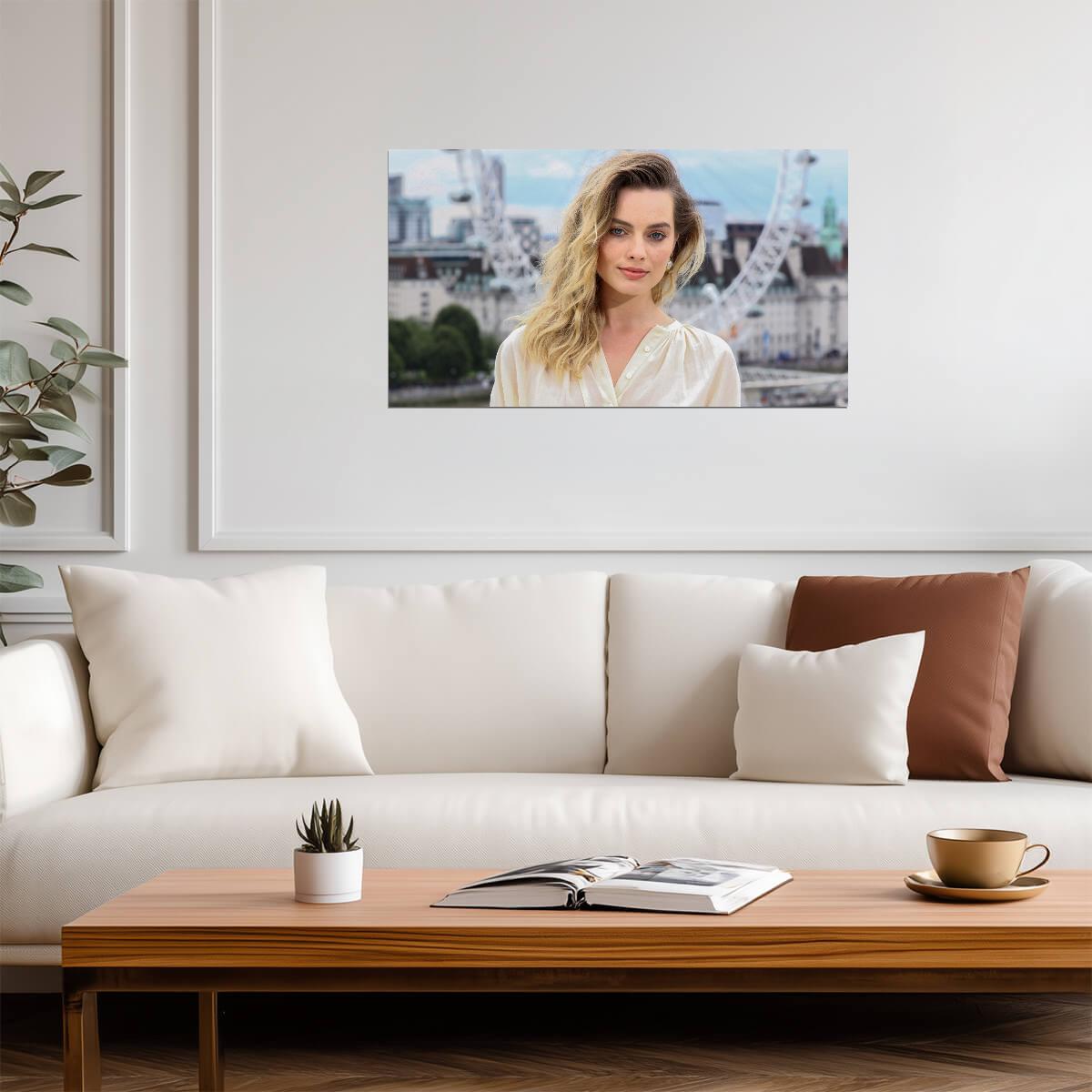 Margot Robbie Poster | Actress Art Print - Celebrities Poster