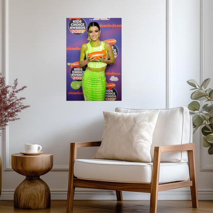 Dixie D'Amelio | Vibrant Portrait | Music Fan Poster - Celebrities Poster