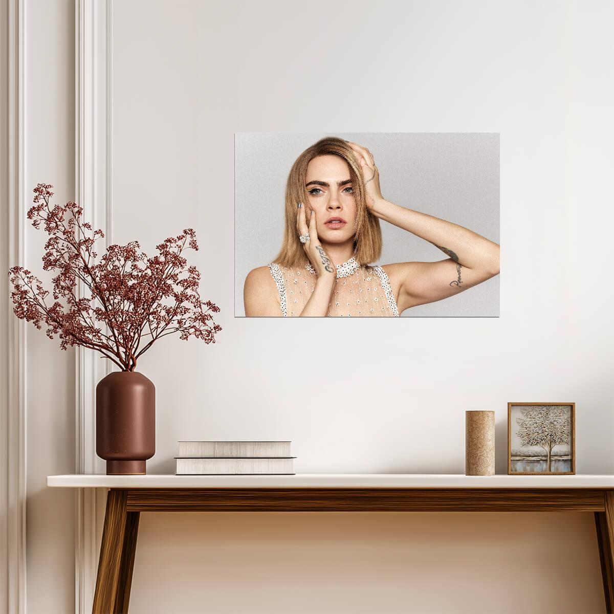 Cara Delevingne | Celebrity Photoshoot | Fan Poster - Celebrities Poster