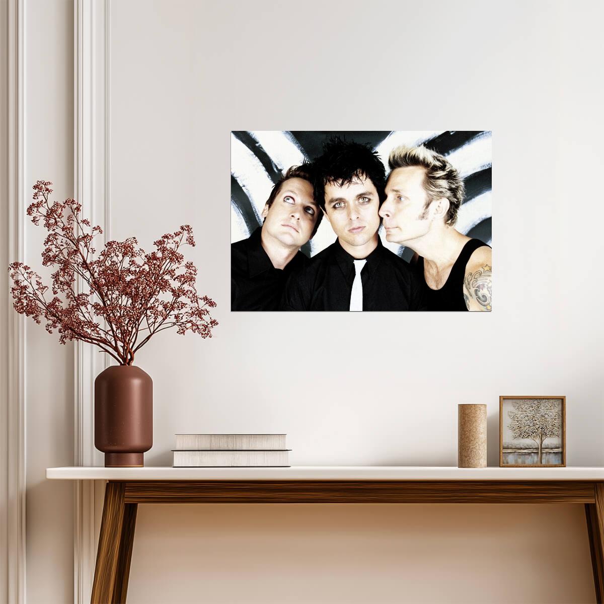 Green Day Black and White Band Photo | Punk Rock Music Poster | 2000s Rock Band Wall Art - Music Poster