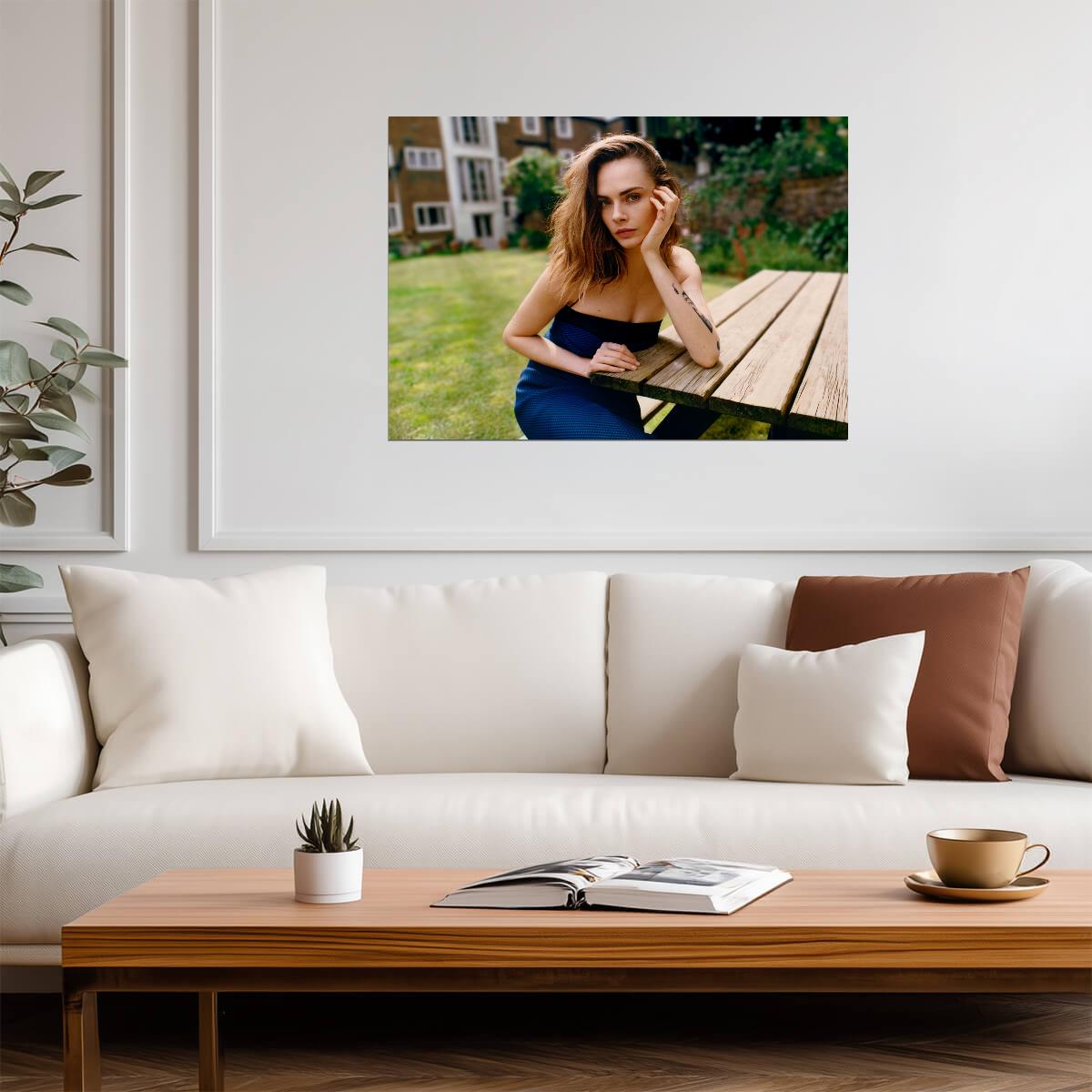 Cara Delevingne | Famous Face Print | Art Poster - Celebrities Poster