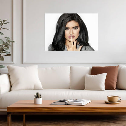 Kylie Jenner Print | Wall Art Poster - Celebrities Poster