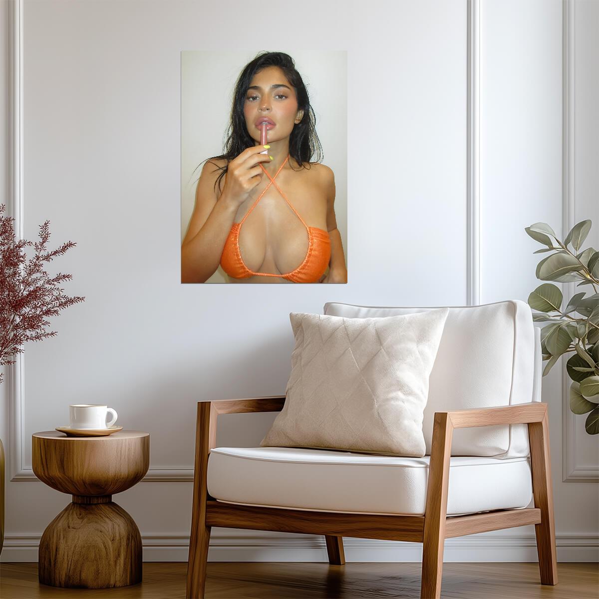 Kylie Jenner Poster | Sexy Model Art Print - Celebrities Poster