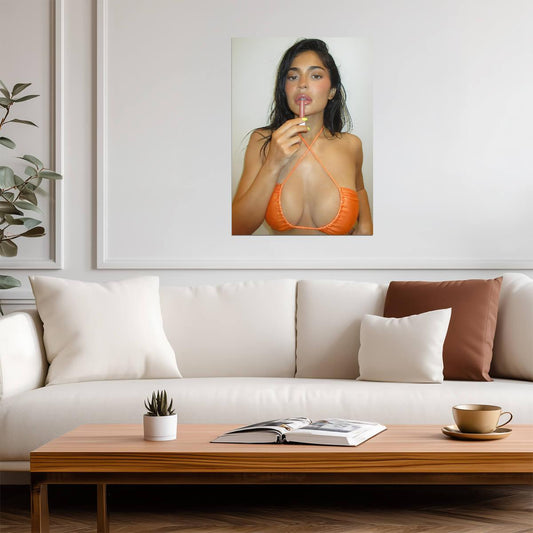 Kylie Jenner Poster | Sexy Model Art Print - Celebrities Poster